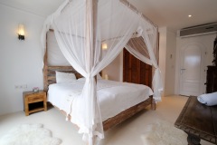 12-Leonardo-Di-Caprio